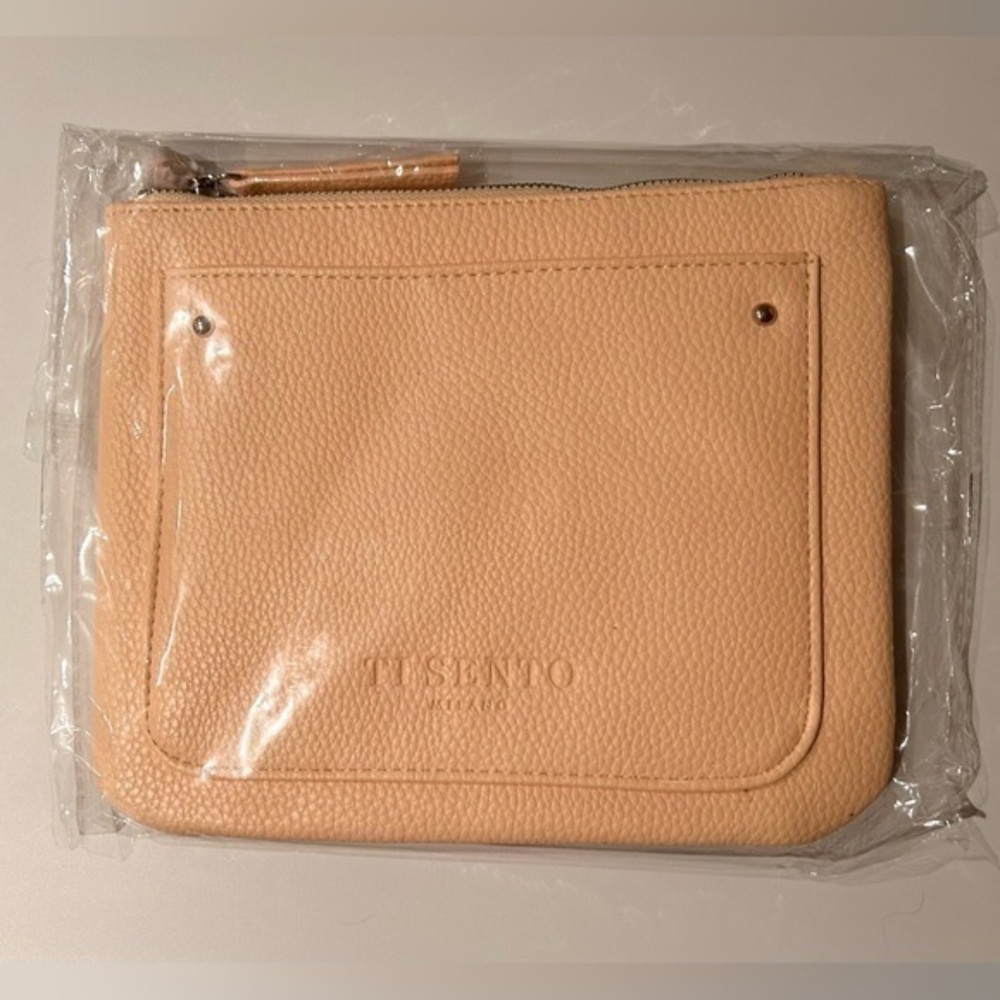 NWT TI SENTO MILANO Cream Pouch, With Rose Gold Color Ti Sento Charm